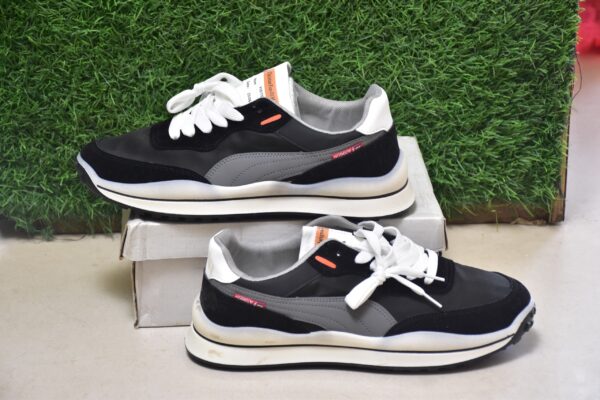 Imported casual sneaker black